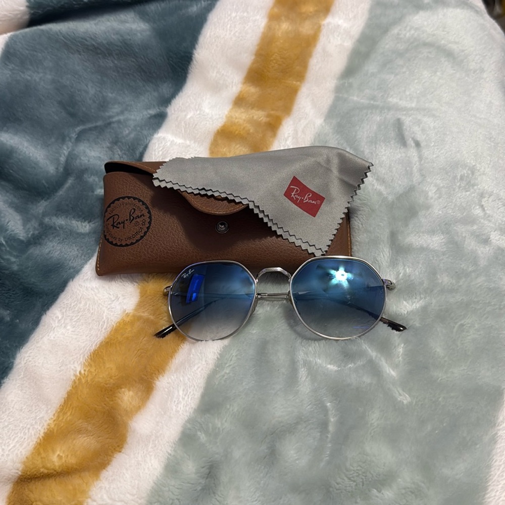 Ray ban sunglasses